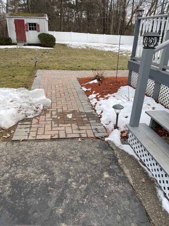 21 Hamilton Road Northborough, MA 01532 - Photo 26 of 27 Gallery Image 26