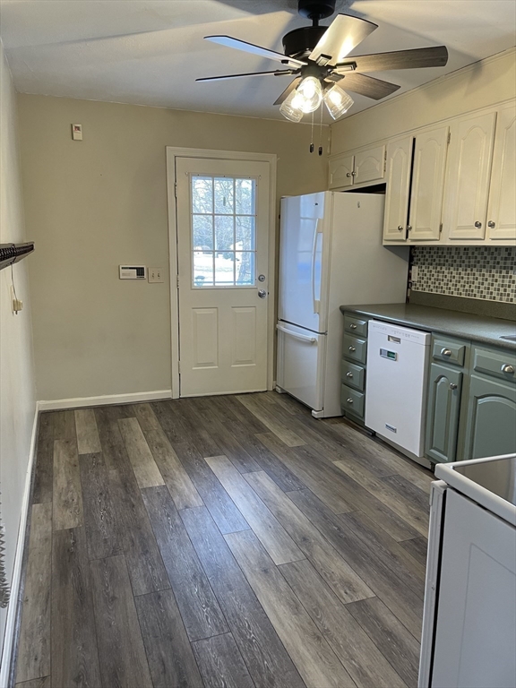 21 Hamilton Road Northborough, MA 01532 - Photo 3 of 27 Gallery Image 3