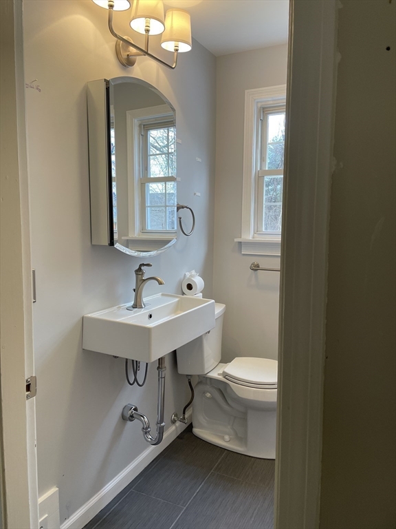 21 Hamilton Road Northborough, MA 01532 - Photo 4 of 27 Gallery Image 4