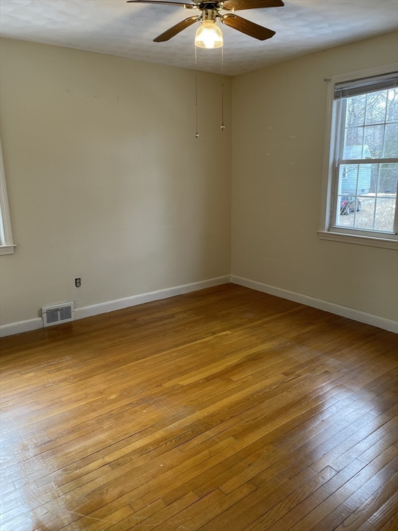 21 Hamilton Road Northborough, MA 01532 - Photo 6 of 27 Gallery Image 6