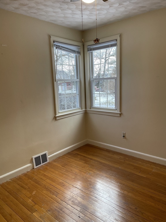 21 Hamilton Road Northborough, MA 01532 - Photo 7 of 27 Gallery Image 7