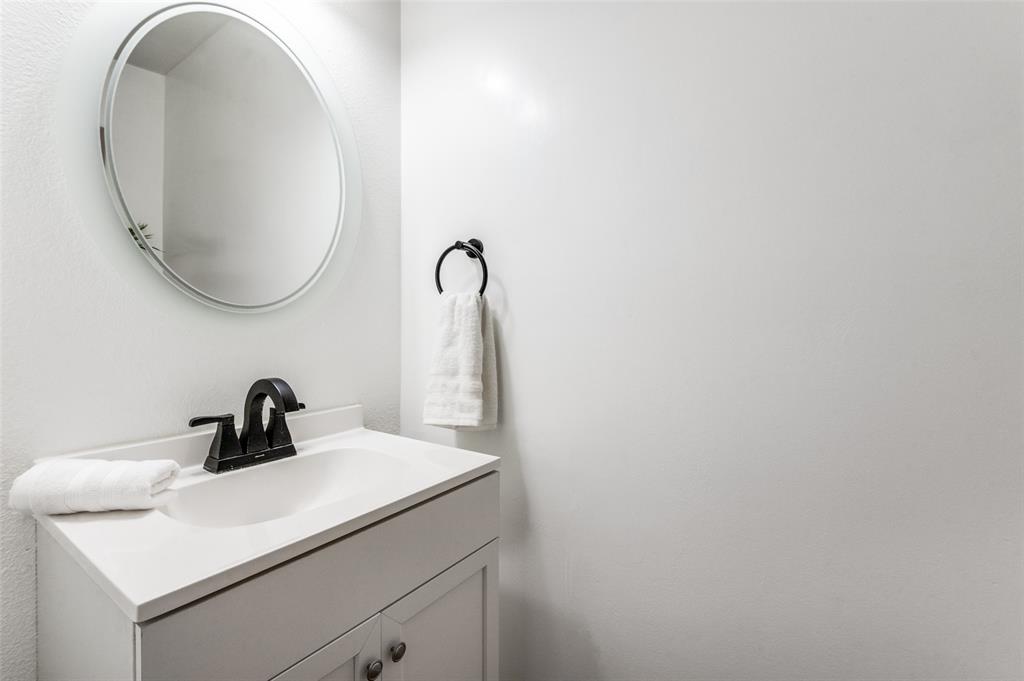 17820 Windflower Way, Unit 402 Dallas, TX 75252 - Photo 24 of 30