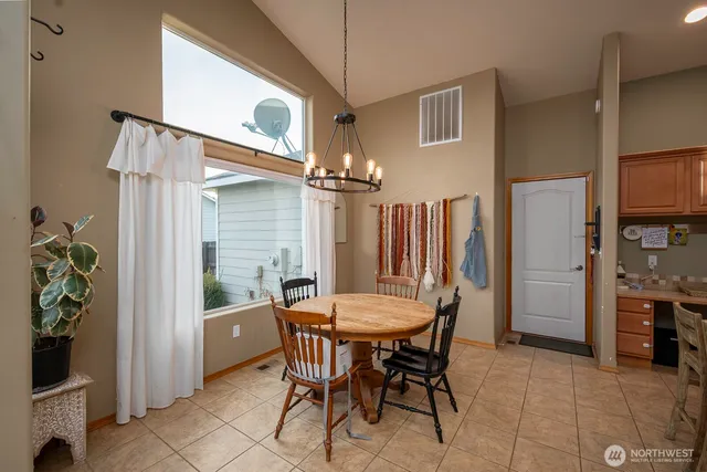 $435,000 | 9584 Naples Street Southeast, Moses Lake, WA 98837