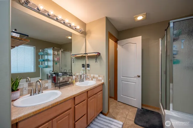 $435,000 | 9584 Naples Street Southeast, Moses Lake, WA 98837