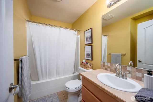 $435,000 | 9584 Naples Street Southeast, Moses Lake, WA 98837