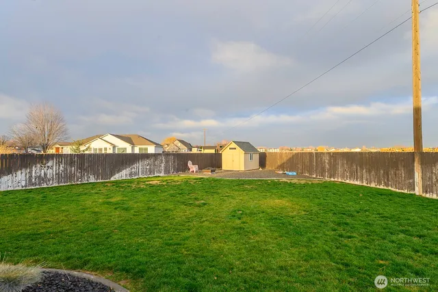 $435,000 | 9584 Naples Street Southeast, Moses Lake, WA 98837
