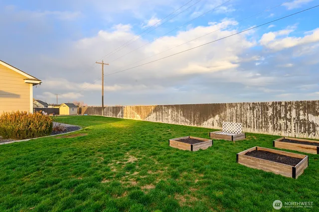 $435,000 | 9584 Naples Street Southeast, Moses Lake, WA 98837