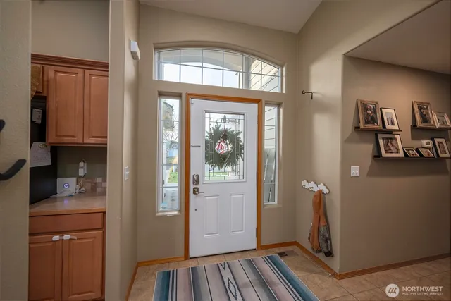 $435,000 | 9584 Naples Street Southeast, Moses Lake, WA 98837