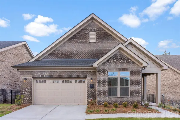$539,900 | 411 Newstyle Way, Gastonia, NC 28056