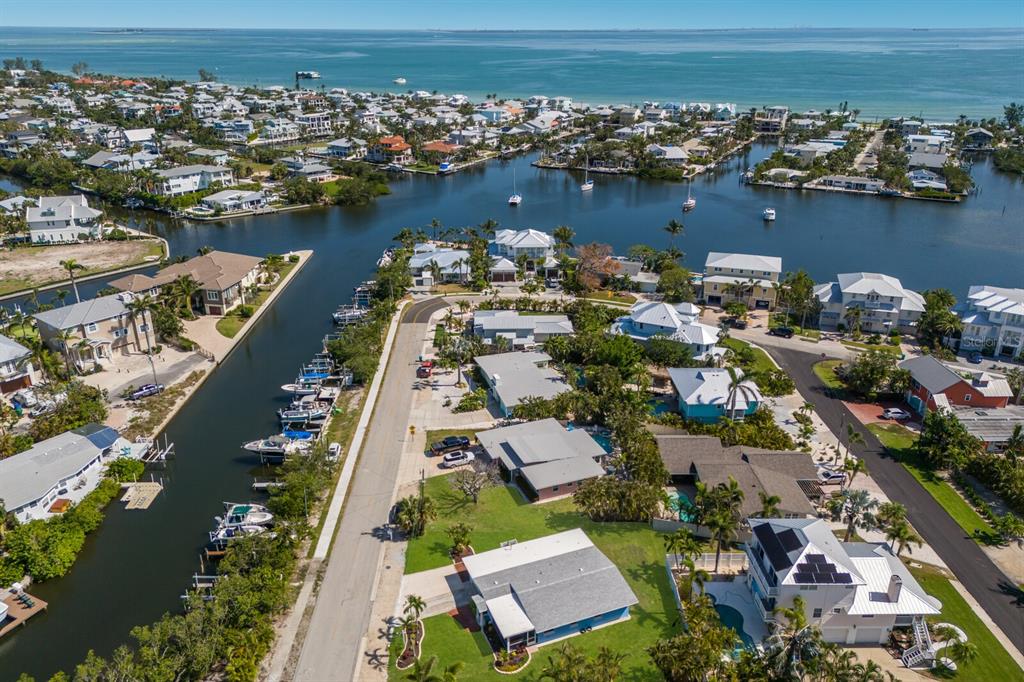 237 85th Street Holmes Beach, FL 34217 - Photo 37 of 42