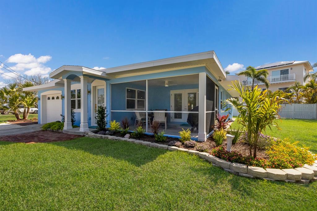 237 85th Street Holmes Beach, FL 34217 - Photo 4 of 42