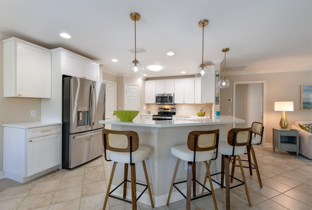 237 85th Street Holmes Beach, FL 34217 - Photo 10 of 42