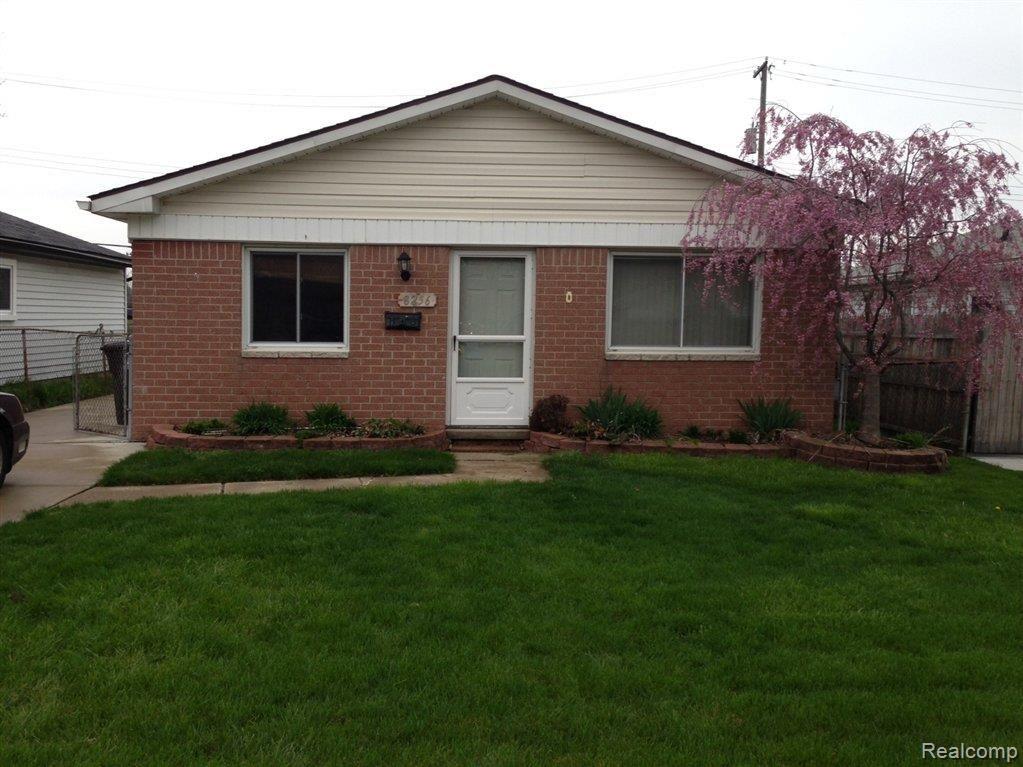 8256 West Point Street Taylor, MI 48180 - Photo 1 of 4 8256 WESTPOINT.JPG