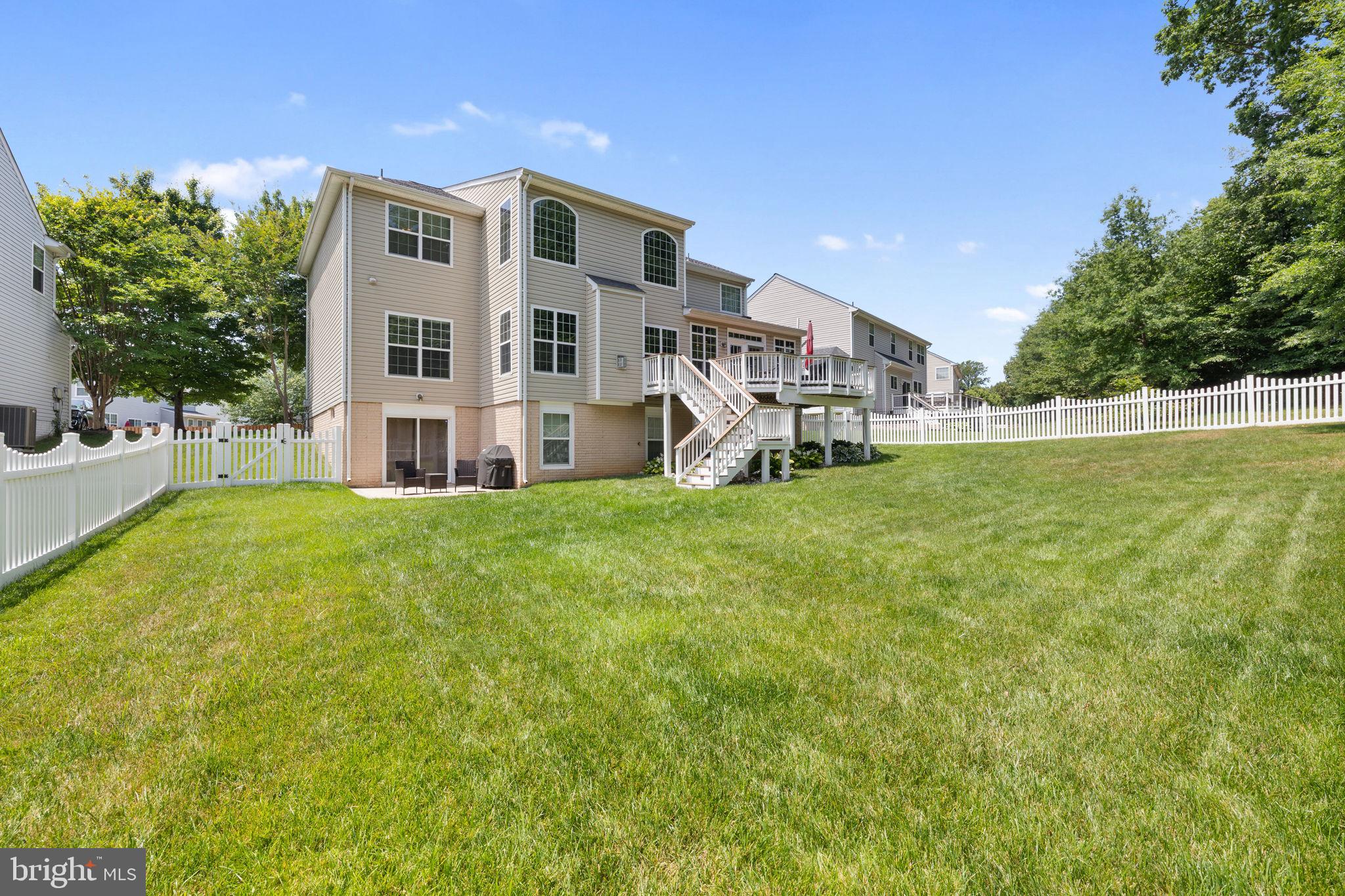 5413 Loggerhead Place Woodbridge, VA 22193 - Photo 43 of 48 Backyard View