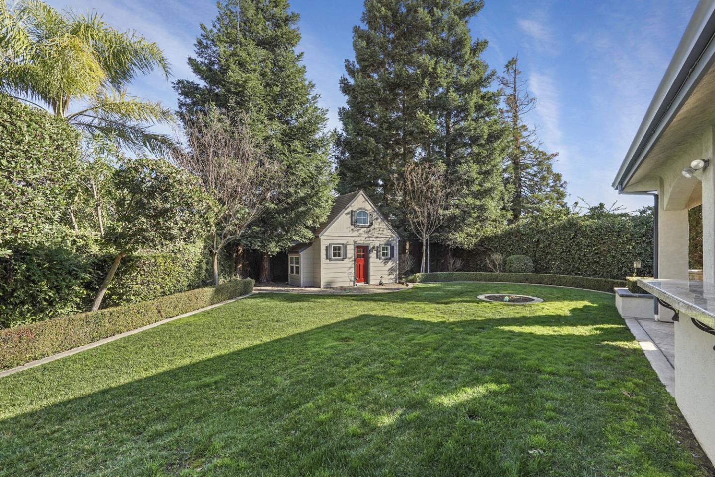 1636 Timberlake Circle Lodi, CA 95242 - Photo 43 of 44 a front view of a house with garden