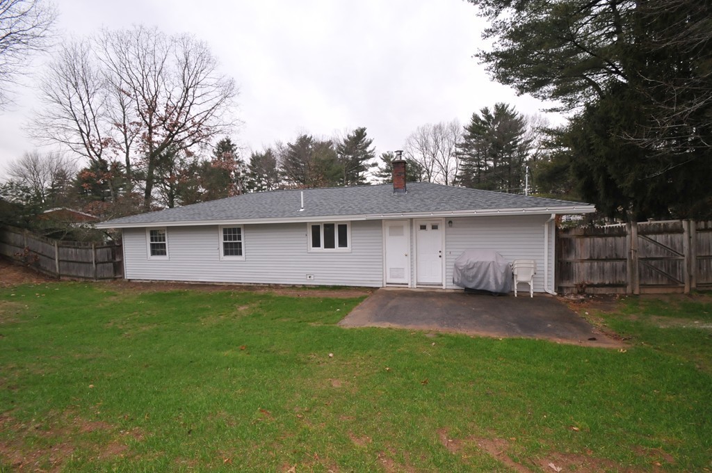 16 Jeannine Road Bellingham, MA 02019 - Photo 18 of 20 Gallery Image 18
