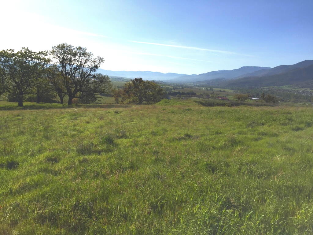 4792 Payne Road Medford, OR 97504 - Photo 13 of 26 Payne4