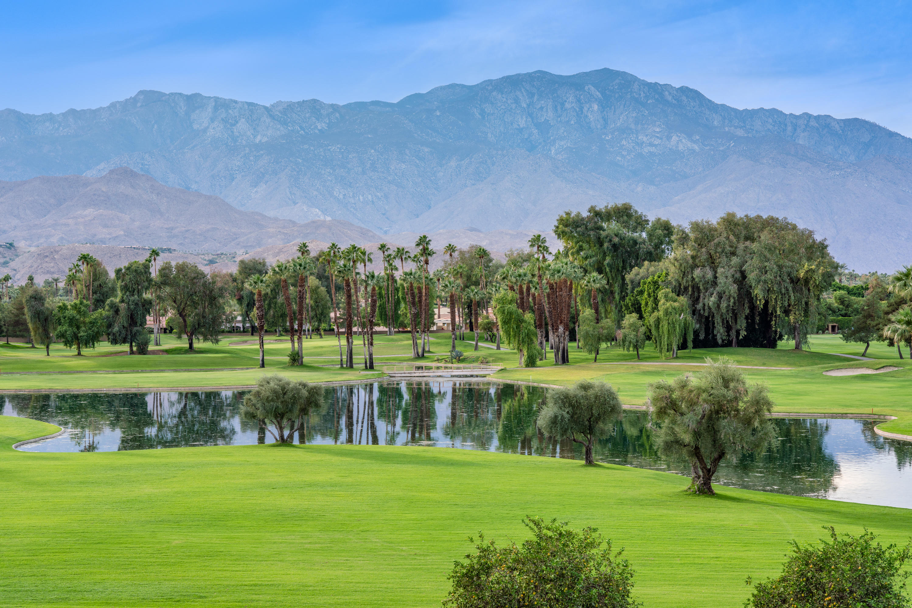 910 Island Drive, Unit 406 Rancho Mirage, CA 92270 - Photo 2 of 42 Photo-10
