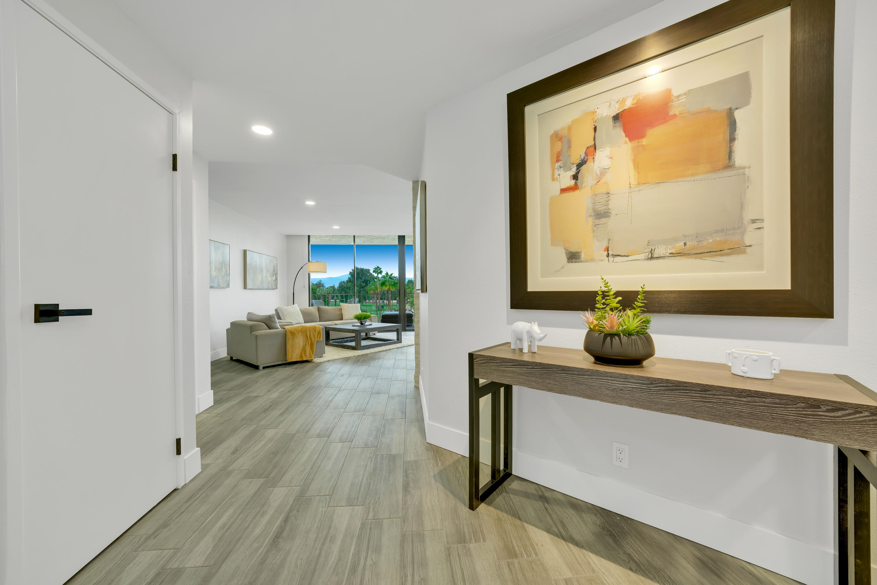 910 Island Drive, Unit 406 Rancho Mirage, CA 92270 - Photo 4 of 42 Photo-15