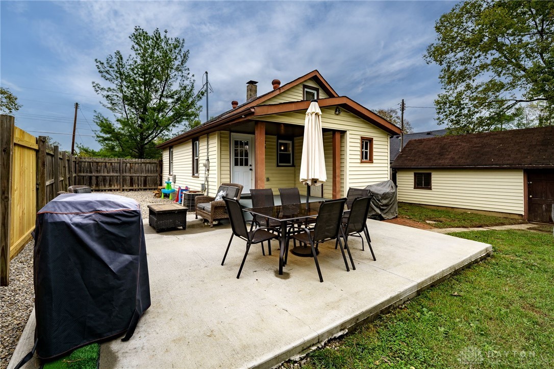 7746 Sharts Road Springboro, OH 45066 - Photo 29 of 37 Back Patio