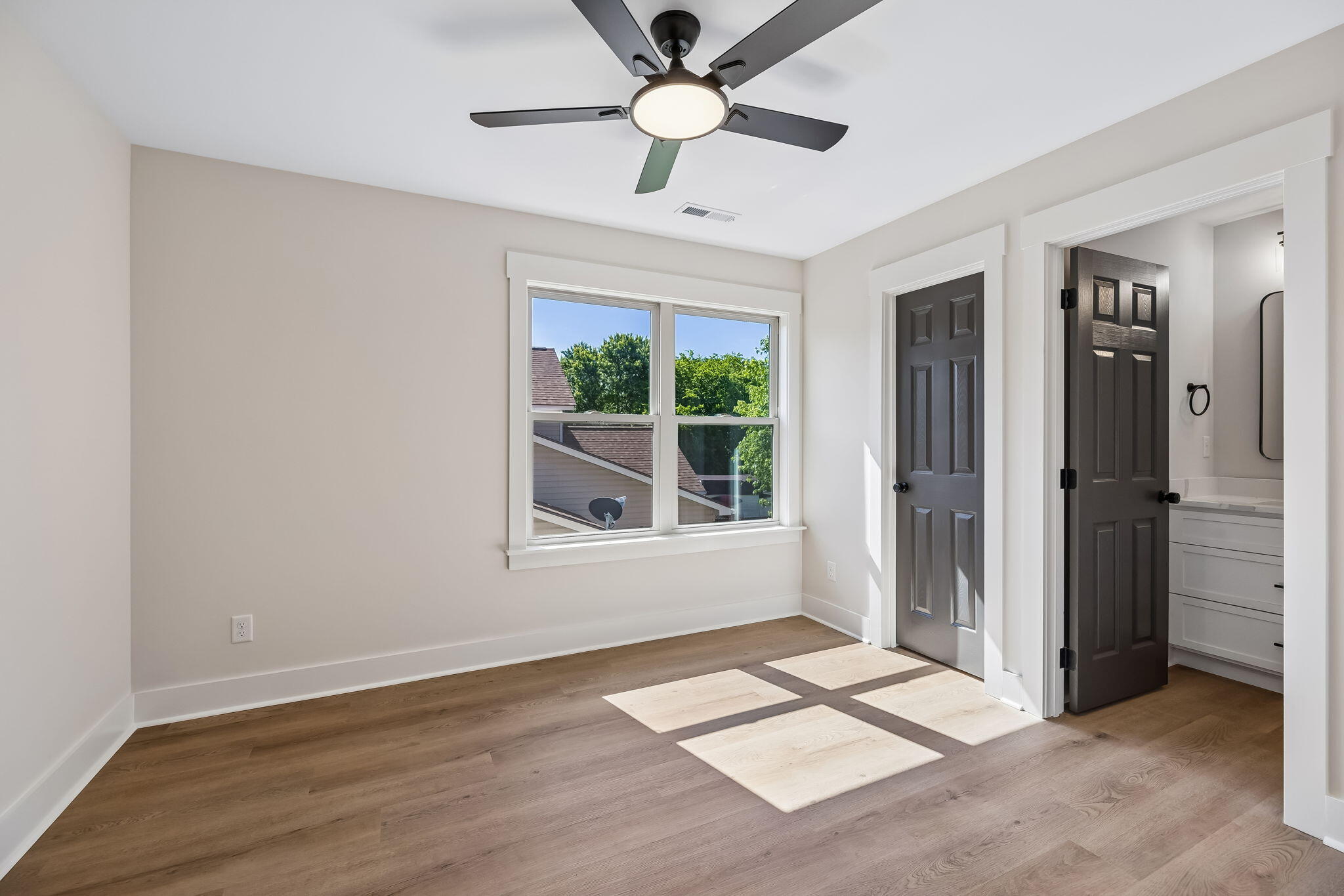 8524 Blanche Road Ooltewah, TN 37363 - Photo 36 of 46 58-8524 Blanche Rd - 058
