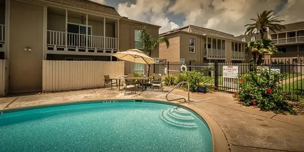 $156,000 | 215 Postoffice Street, Unit 605, Galveston, TX 77550