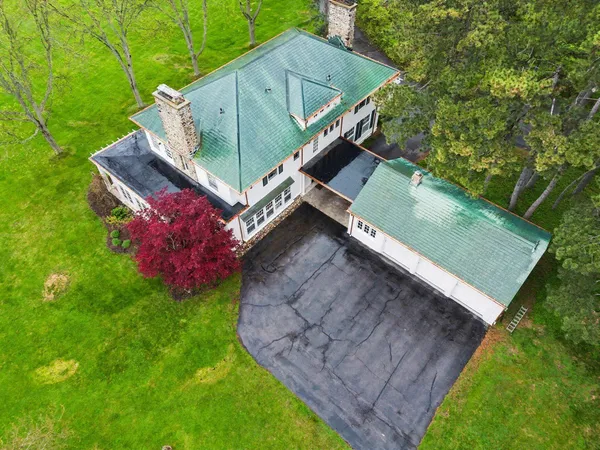 $4,350,000 | 3215 West Dobson Place, Ann Arbor, MI 48105