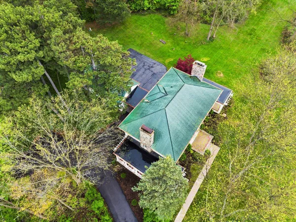 $4,350,000 | 3215 West Dobson Place, Ann Arbor, MI 48105