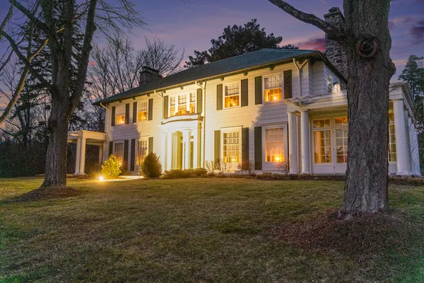$4,350,000 | 3215 West Dobson Place, Ann Arbor, MI 48105
