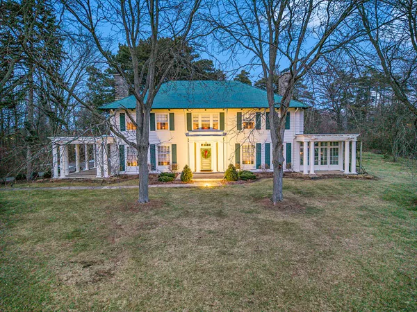 $4,350,000 | 3215 West Dobson Place, Ann Arbor, MI 48105