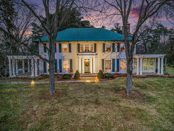 $4,350,000 | 3215 West Dobson Place, Ann Arbor, MI 48105