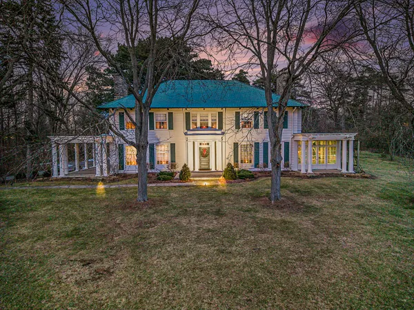 $4,350,000 | 3215 West Dobson Place, Ann Arbor, MI 48105