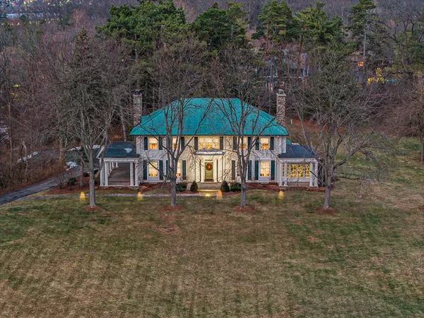 $4,350,000 | 3215 West Dobson Place, Ann Arbor, MI 48105