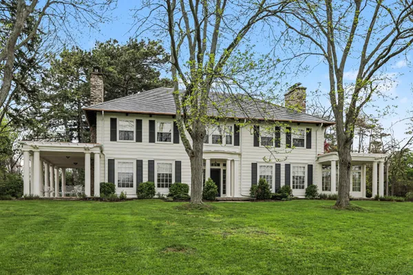 $4,350,000 | 3215 West Dobson Place, Ann Arbor, MI 48105