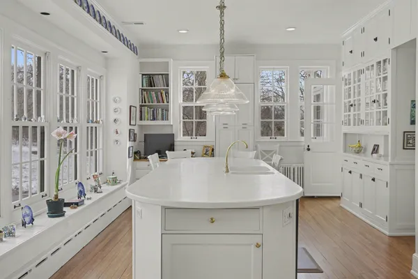 $4,350,000 | 3215 West Dobson Place, Ann Arbor, MI 48105