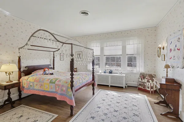 $4,350,000 | 3215 West Dobson Place, Ann Arbor, MI 48105