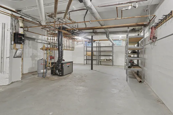 $4,350,000 | 3215 West Dobson Place, Ann Arbor, MI 48105