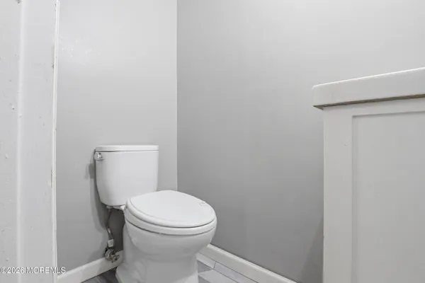$489,000 | 147 Stratford Place, Unit 5, Lakewood, NJ 08701