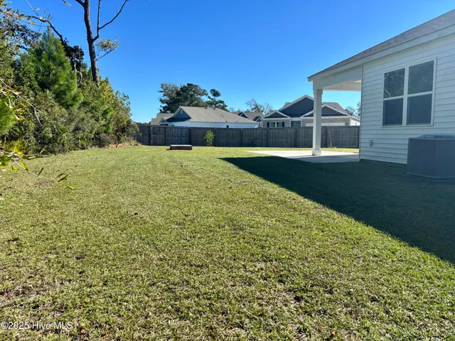 $2,195 | 202 Airlie Vista Lane, Surf City, NC 28445