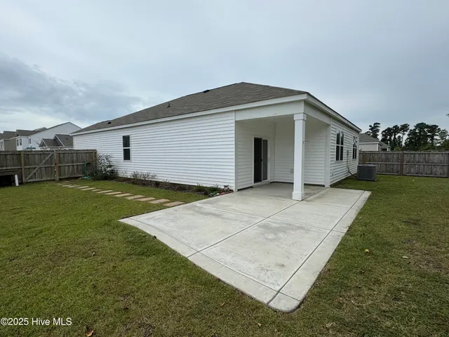 $2,195 | 202 Airlie Vista Lane, Surf City, NC 28445
