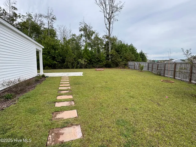 $2,195 | 202 Airlie Vista Lane, Surf City, NC 28445