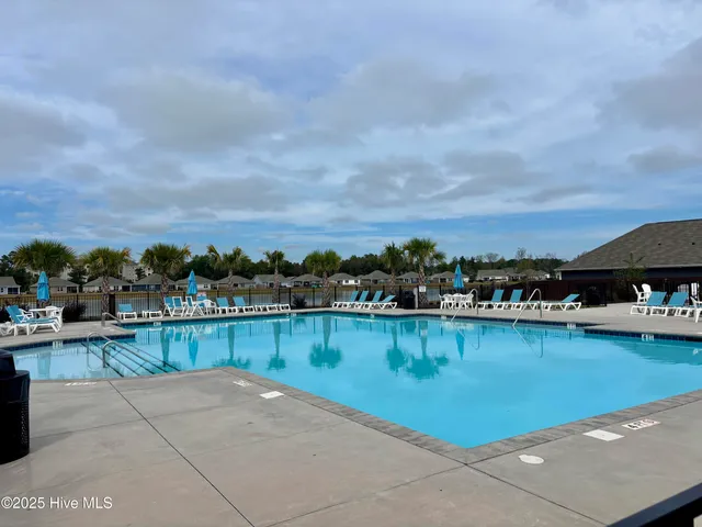 $2,195 | 202 Airlie Vista Lane, Surf City, NC 28445