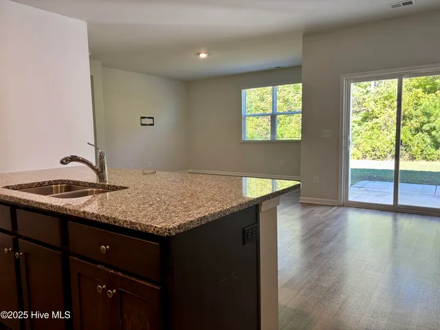 $2,195 | 202 Airlie Vista Lane, Surf City, NC 28445