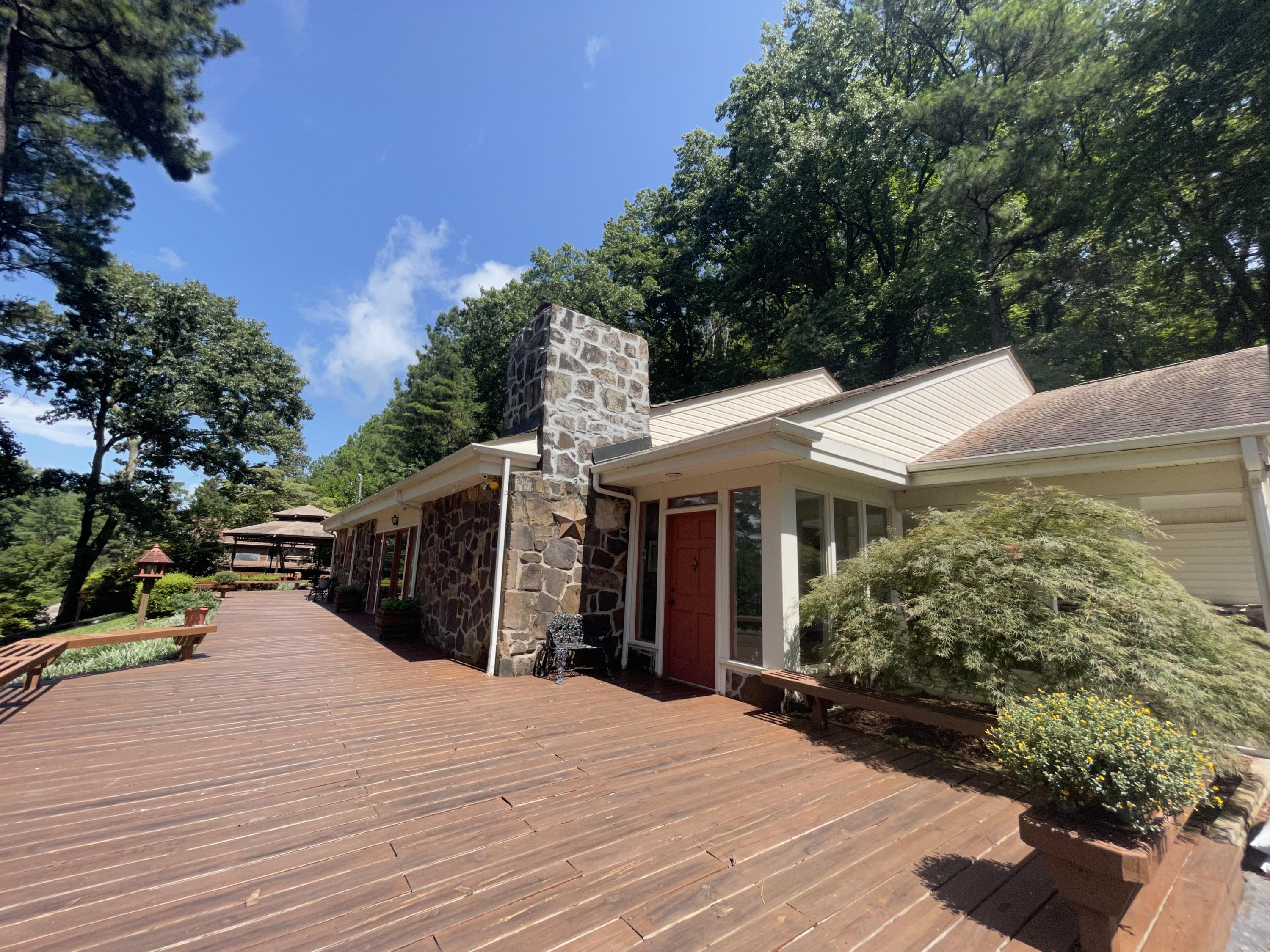 5605 Vincent Road Chattanooga, TN 37416 - Photo 8 of 47 IMG-0566