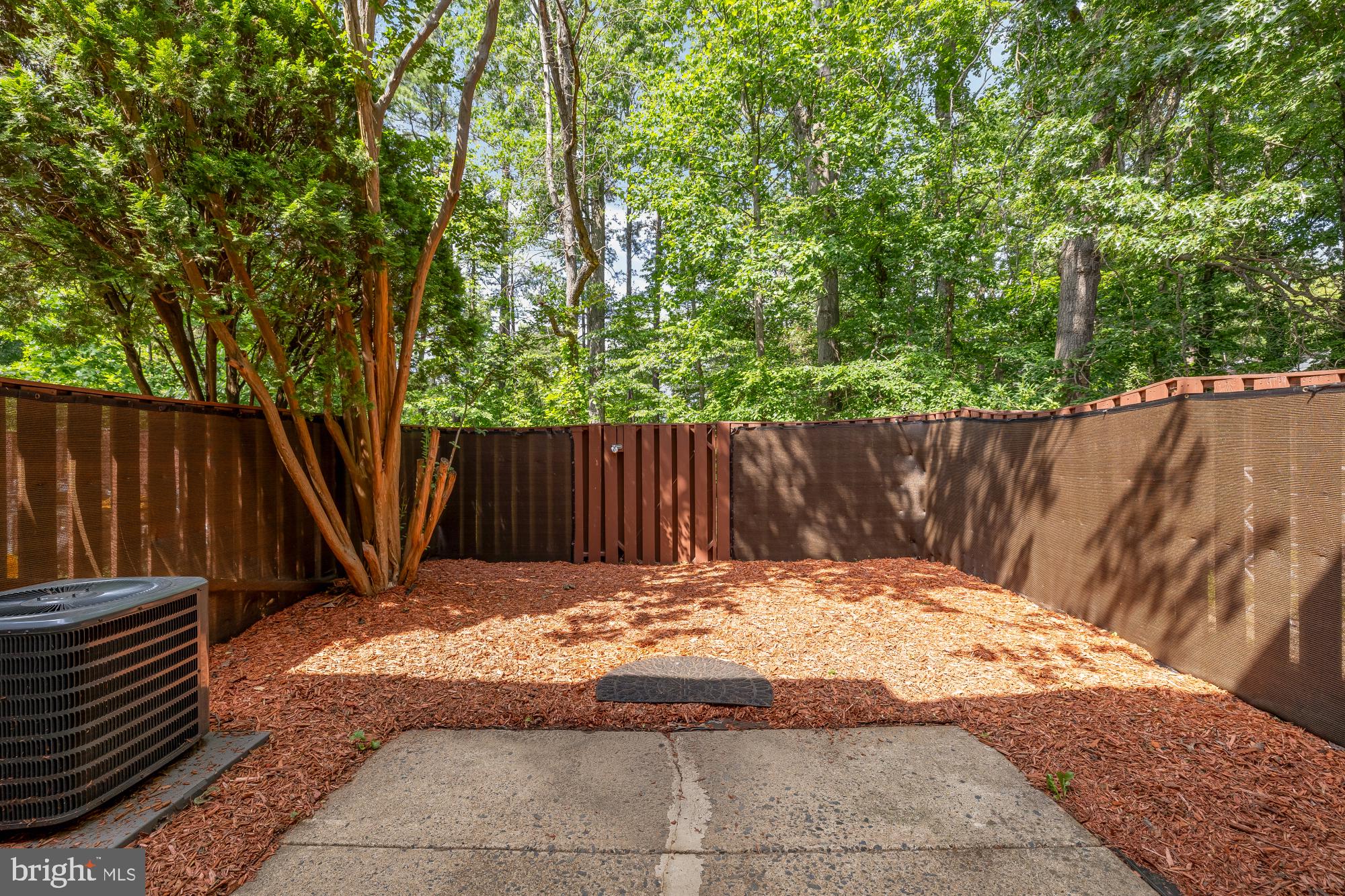 2240 Southgate Square Reston, VA 20191 - Photo 8 of 19