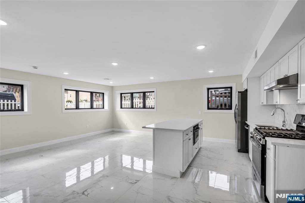 281 Maple Street Kearny, NJ 07032 - Photo 18 of 40