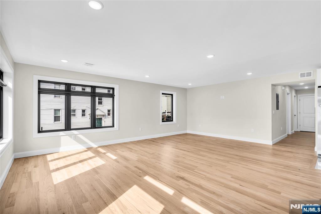 281 Maple Street Kearny, NJ 07032 - Photo 27 of 40