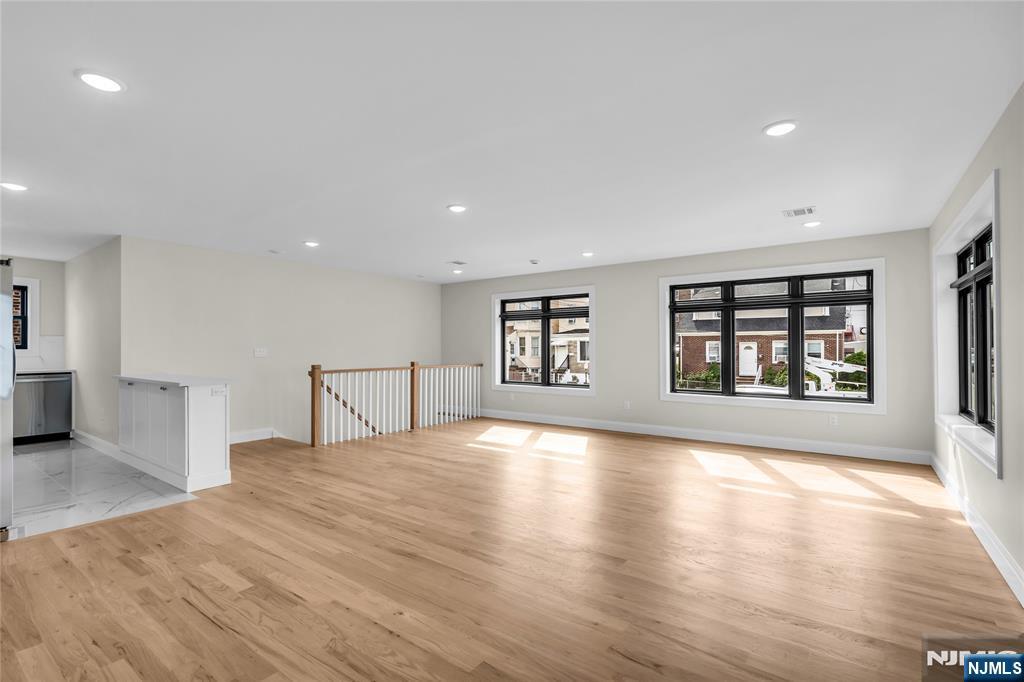 281 Maple Street Kearny, NJ 07032 - Photo 29 of 40