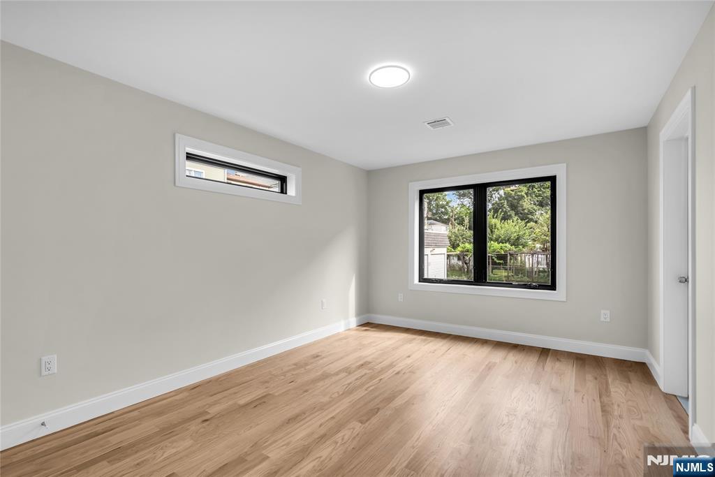 281 Maple Street Kearny, NJ 07032 - Photo 32 of 40