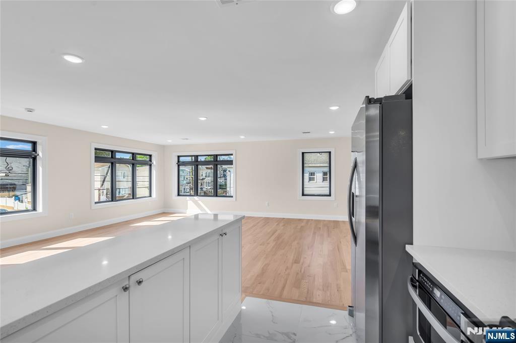 281 Maple Street Kearny, NJ 07032 - Photo 9 of 40